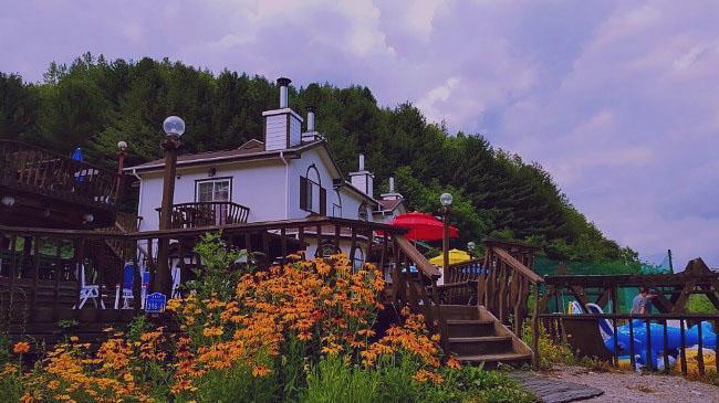 Gold Castle Pension Pyeongchang Exterior photo